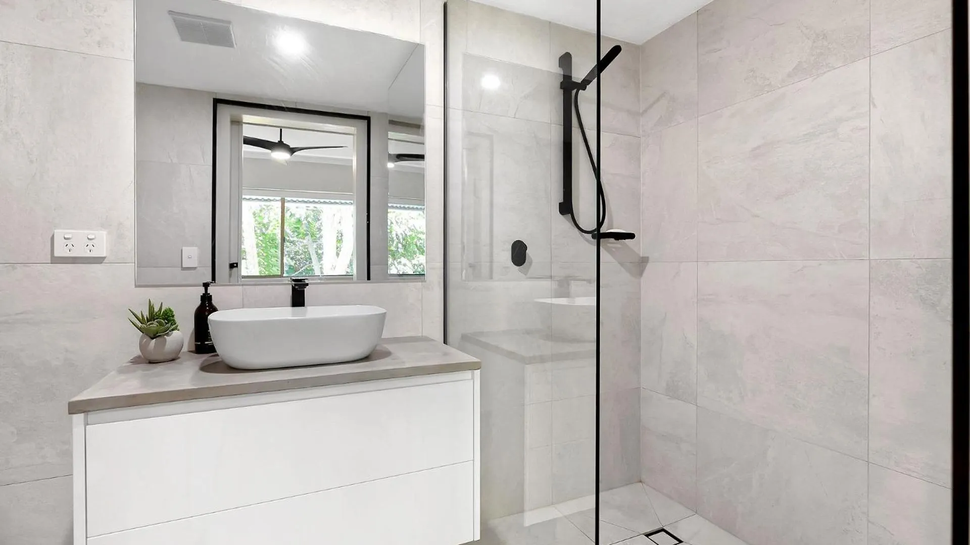 3 Kayannee, 5 Tingira Cres Apartment Sunrise Beach 0*,